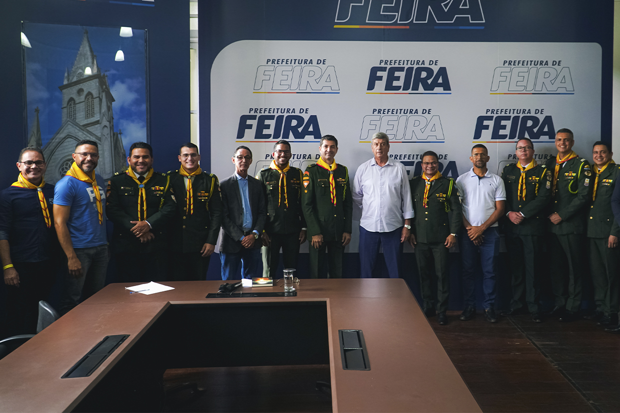 Prefeito de Feira de Santana recebe líderes dos Desbravadores e reforça apoio ao Campori